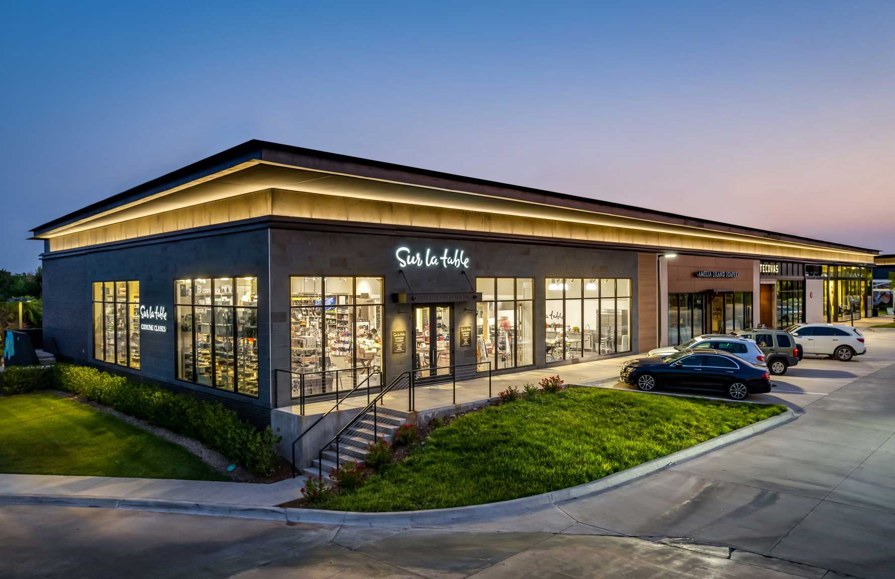 Bain Capital, 11North raise $1.6B for shopping center platform